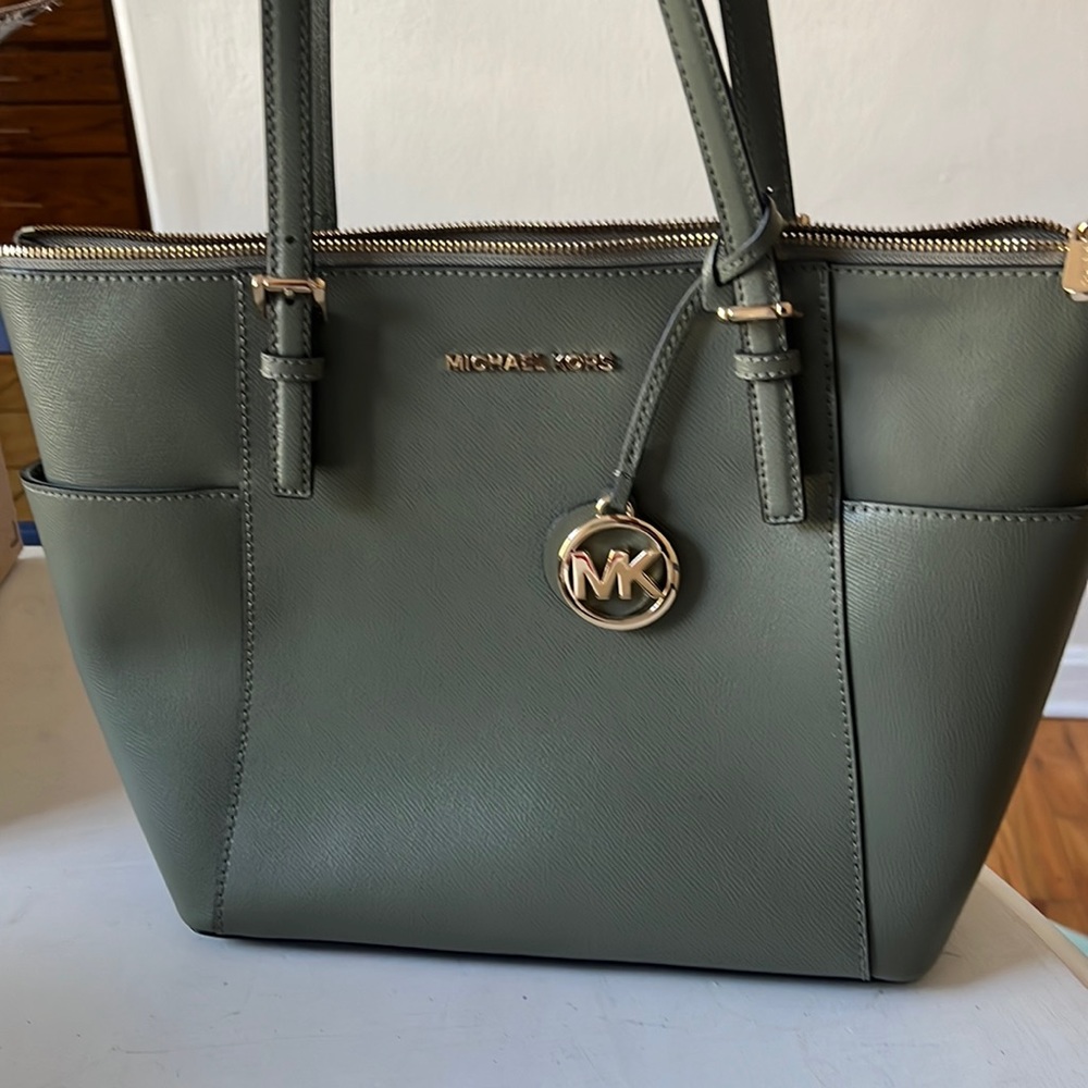 Michael Kors jet set tote large sage color